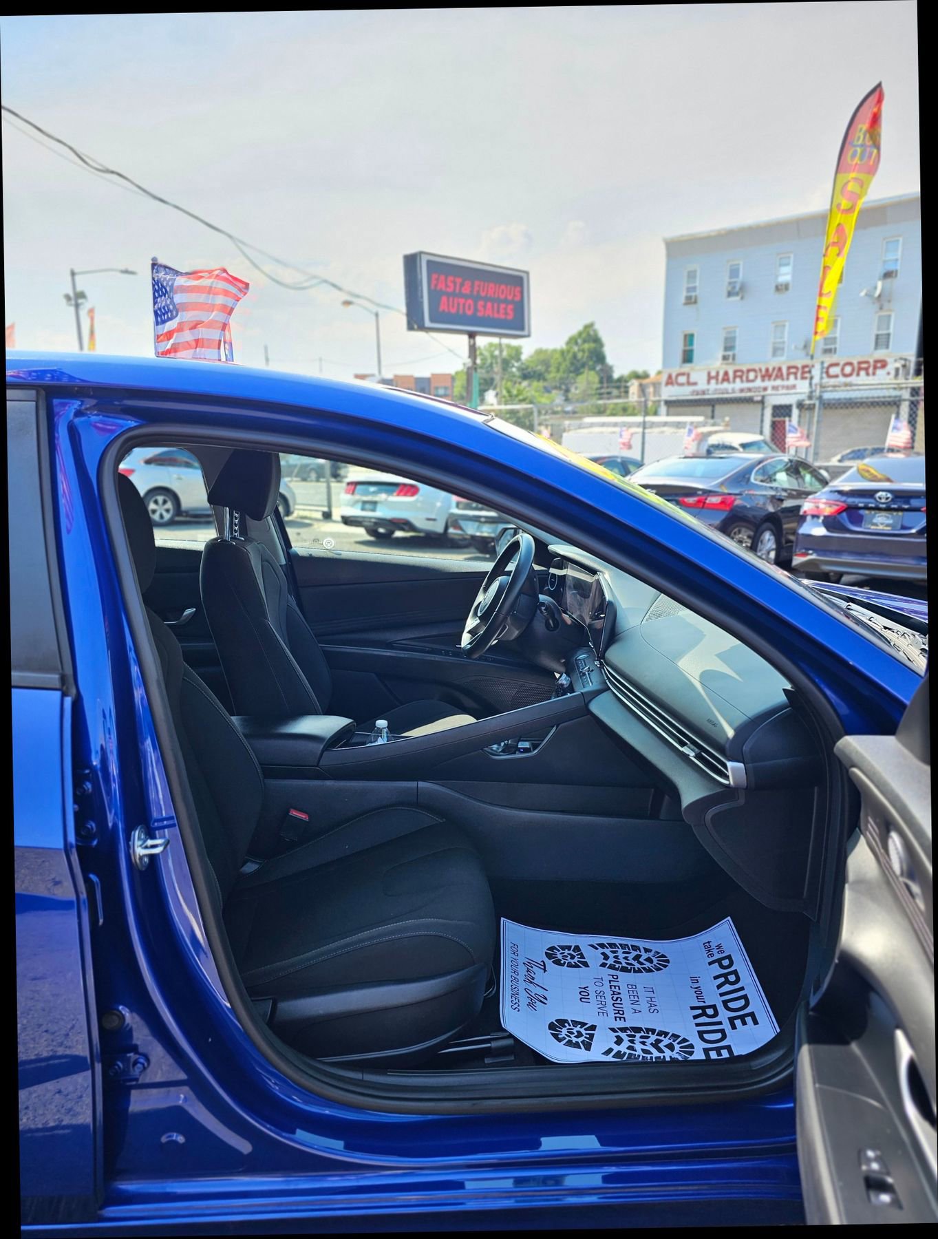Used 2023 Hyundai Elantra SEL w/ Convenience Package image 8