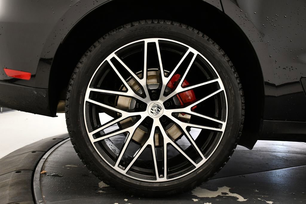 Used 2023 Porsche Macan S image 17