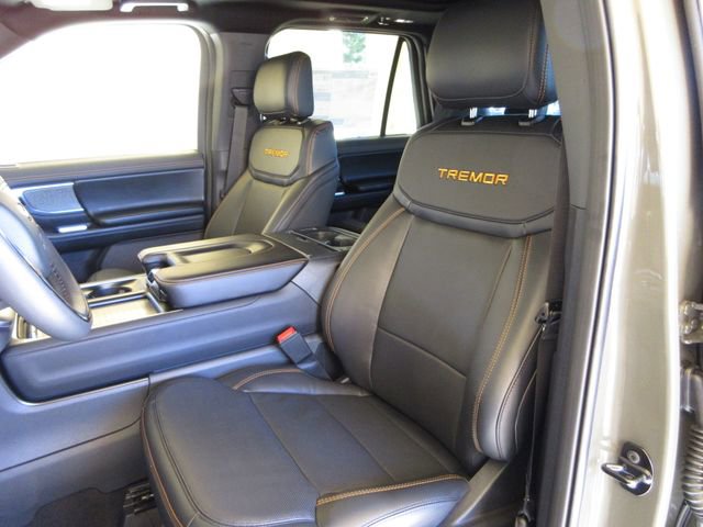 New 2025 Ford Expedition Tremor image 11