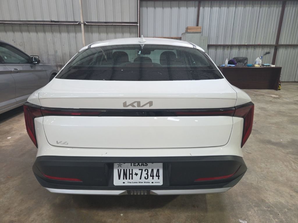 Used 2025 Kia K4 LXS image 10