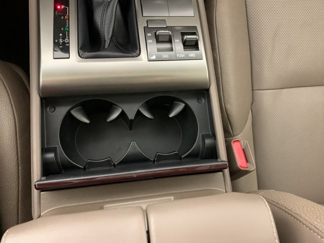 Used 2019 Lexus GX 460 image 29