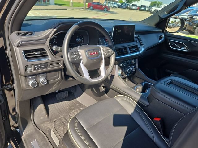 Used 2024 GMC Yukon SLT w/ SLT Premium Package AWD/4WD image 10
