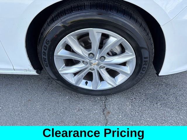 Used 2023 Chevrolet Malibu LT image 43