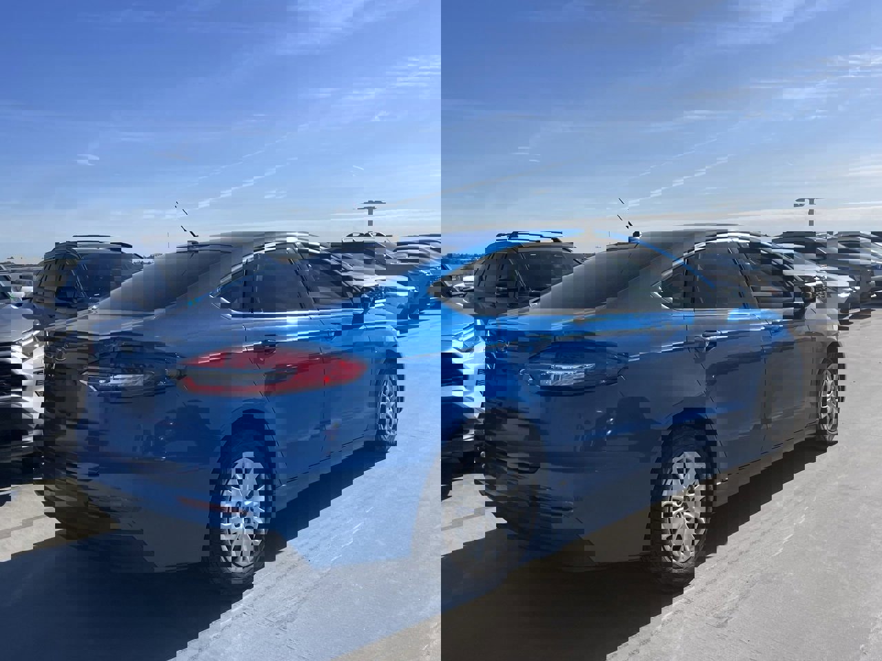 Used 2019 Ford Fusion S image 2