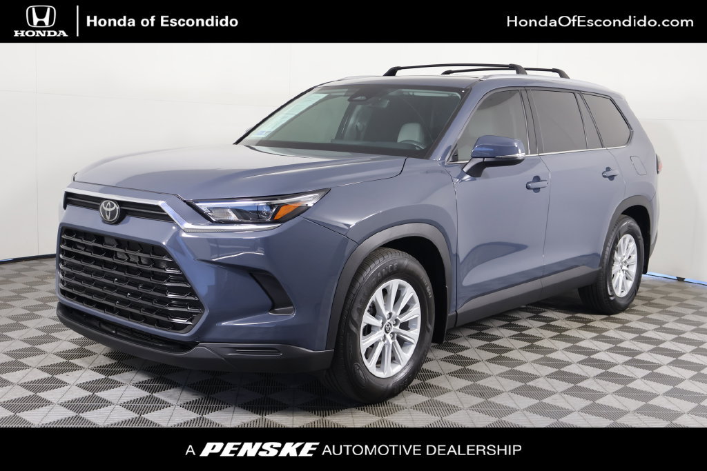 Used 2024 Toyota Grand Highlander FWD image 1