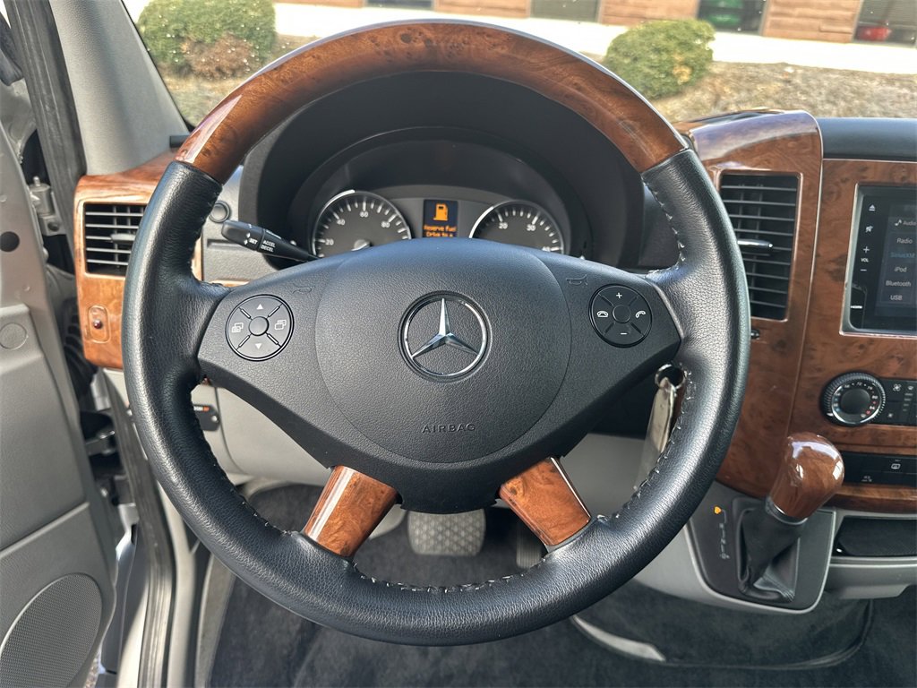 Used 2017 Mercedes-Benz Sprinter 2500 image 12