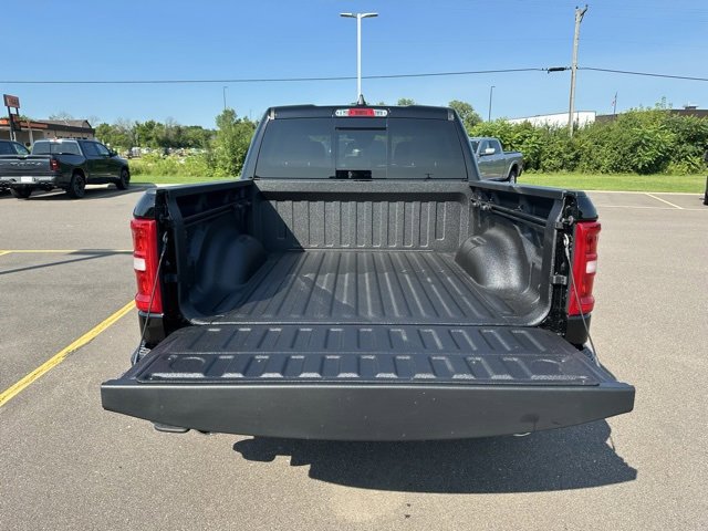 New 2026 RAM 1500 4x4 Crew Cab image 5