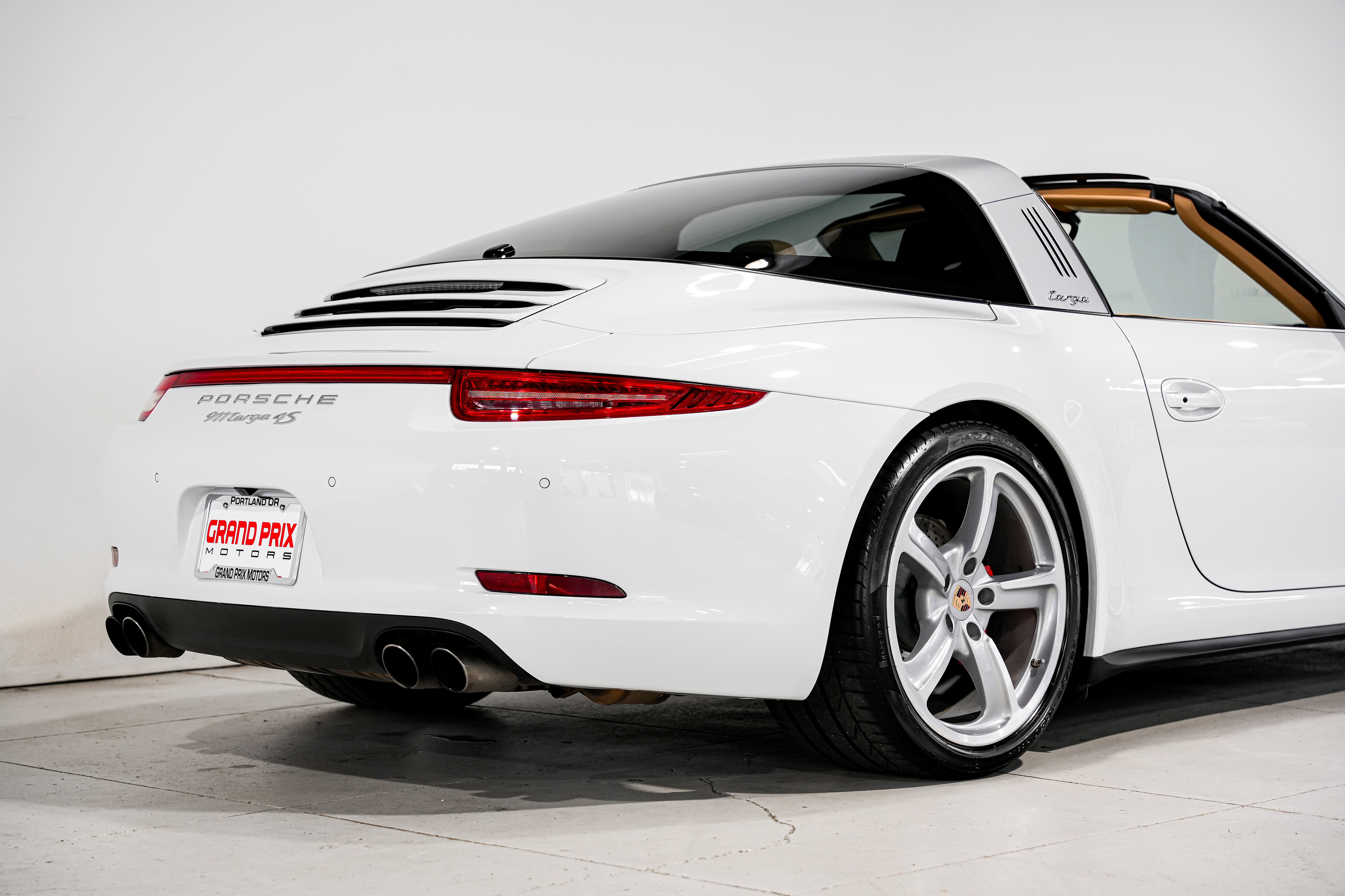 Used 2015 Porsche 911 Targa 4S image 36