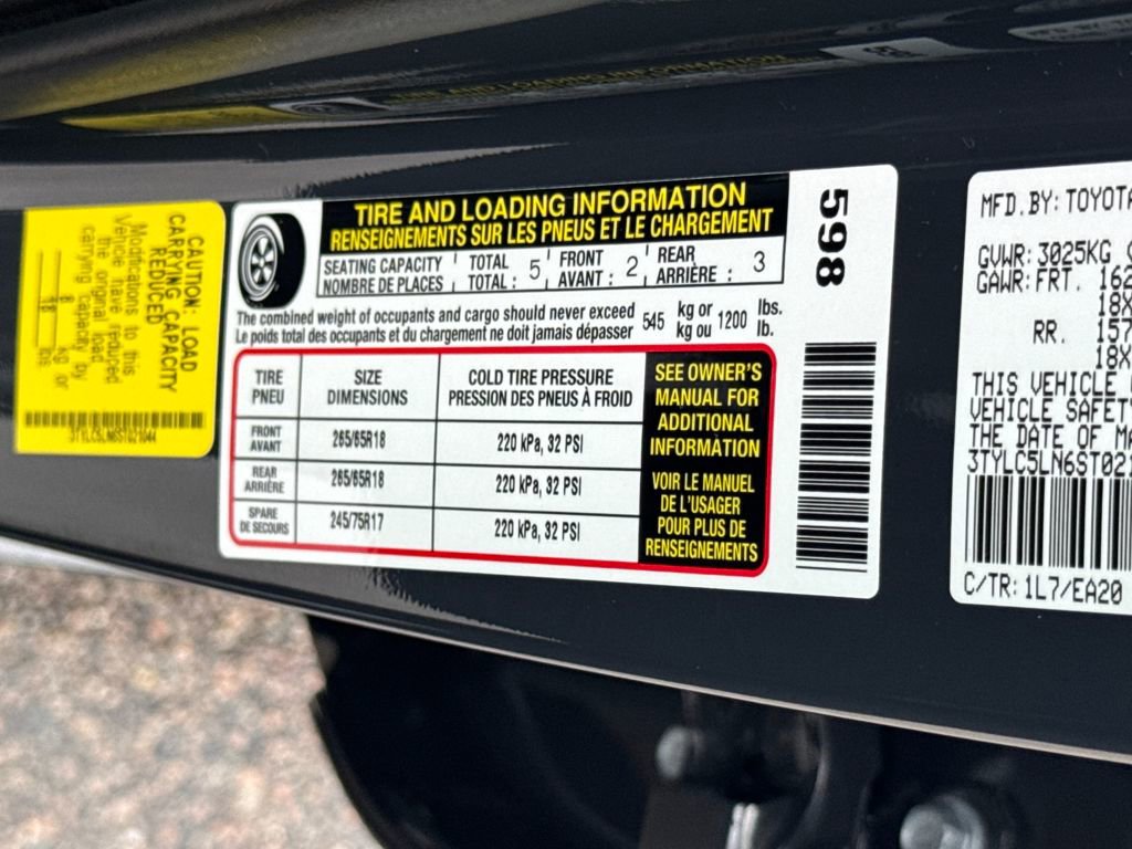 Used 2025 Toyota Tacoma TRD Sport image 49