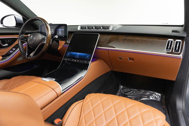 Used 2022 Mercedes-Benz S 580 4MATIC Sedan w/ Warmth & Comfort Package image 2