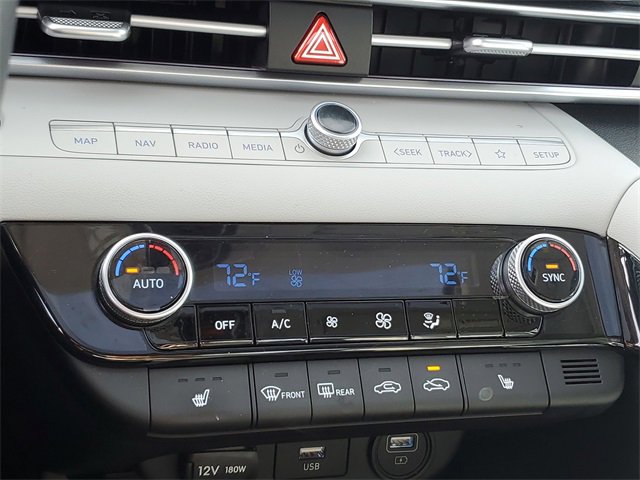 Used 2023 Hyundai Elantra Limited image 30