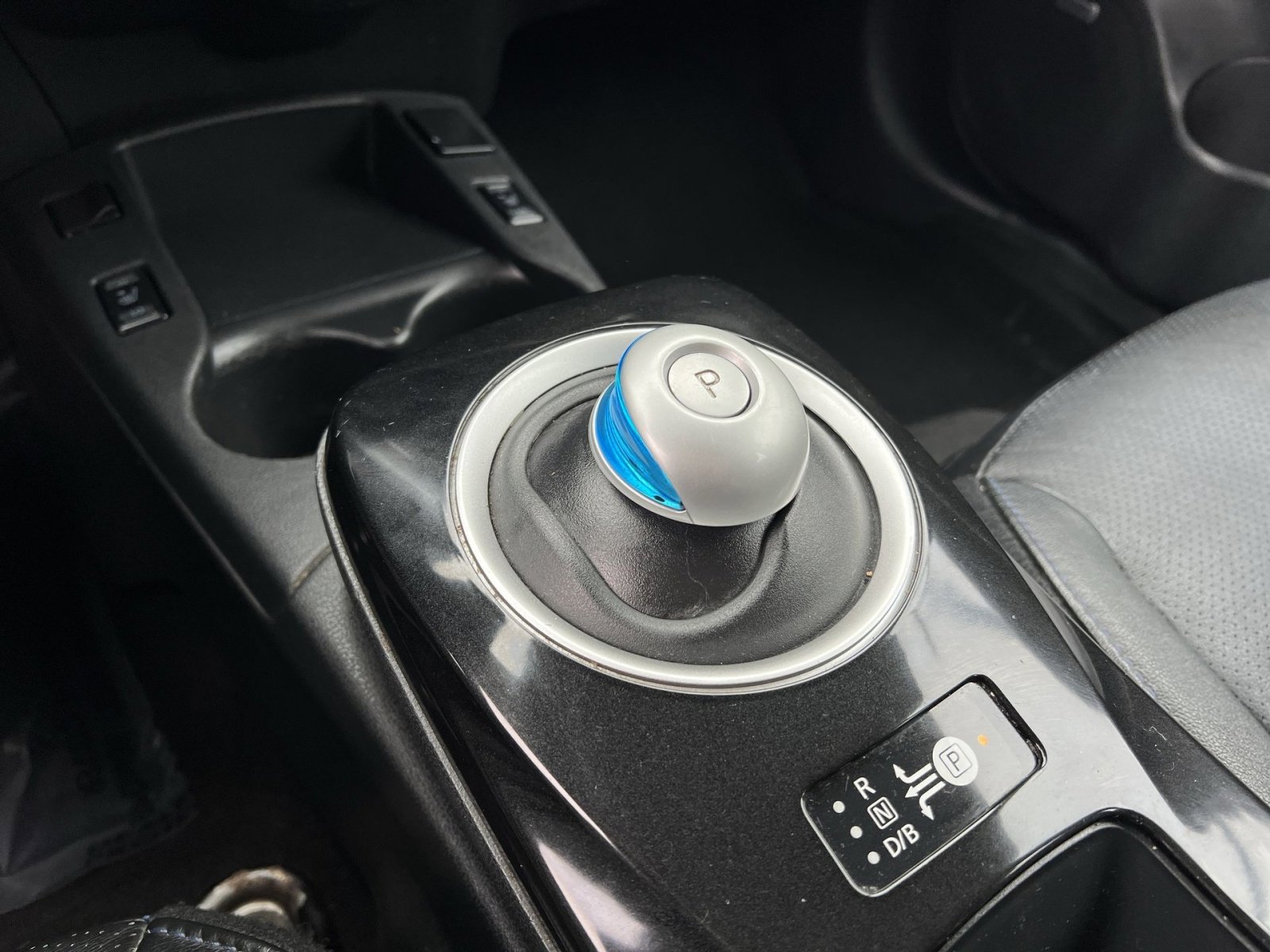 Used 2016 Nissan Leaf SL w/ Premium Package image 22