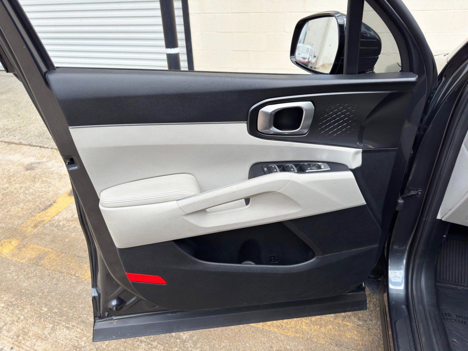 Used 2022 Kia Sorento S w/ Panoramic Sunroof Package FWD image 40