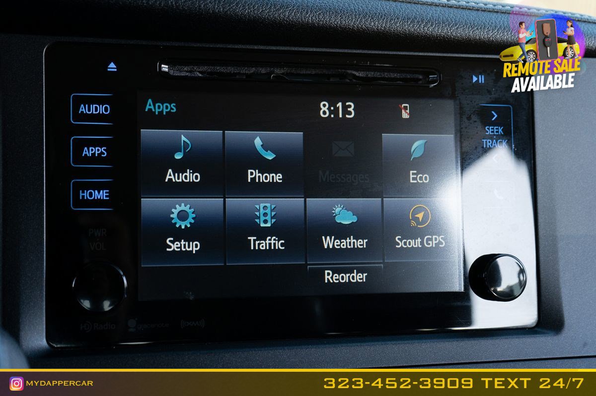 Used 2017 Toyota Sienna SE FWD image 30