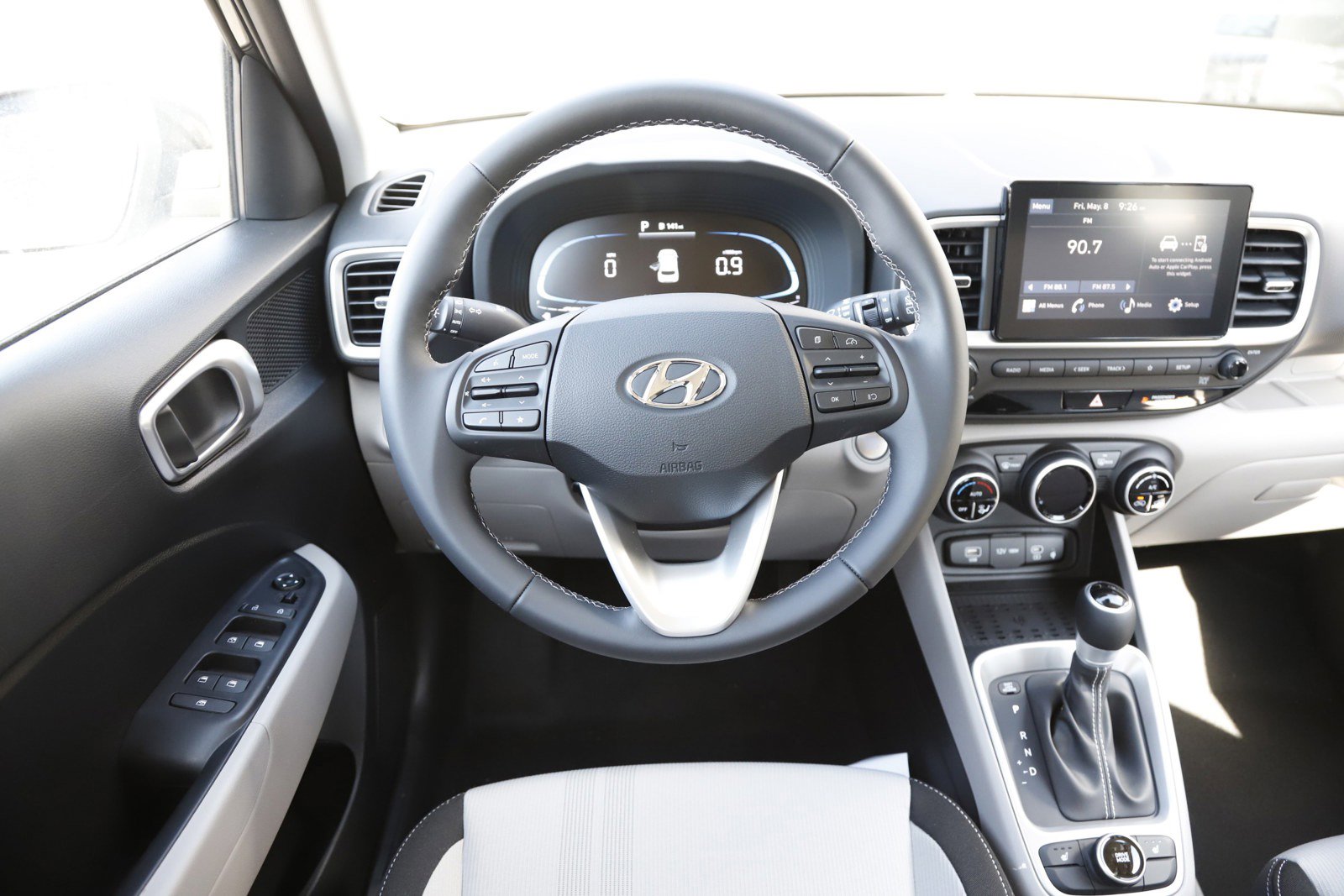 New 2026 Hyundai Venue SEL FWD image 17