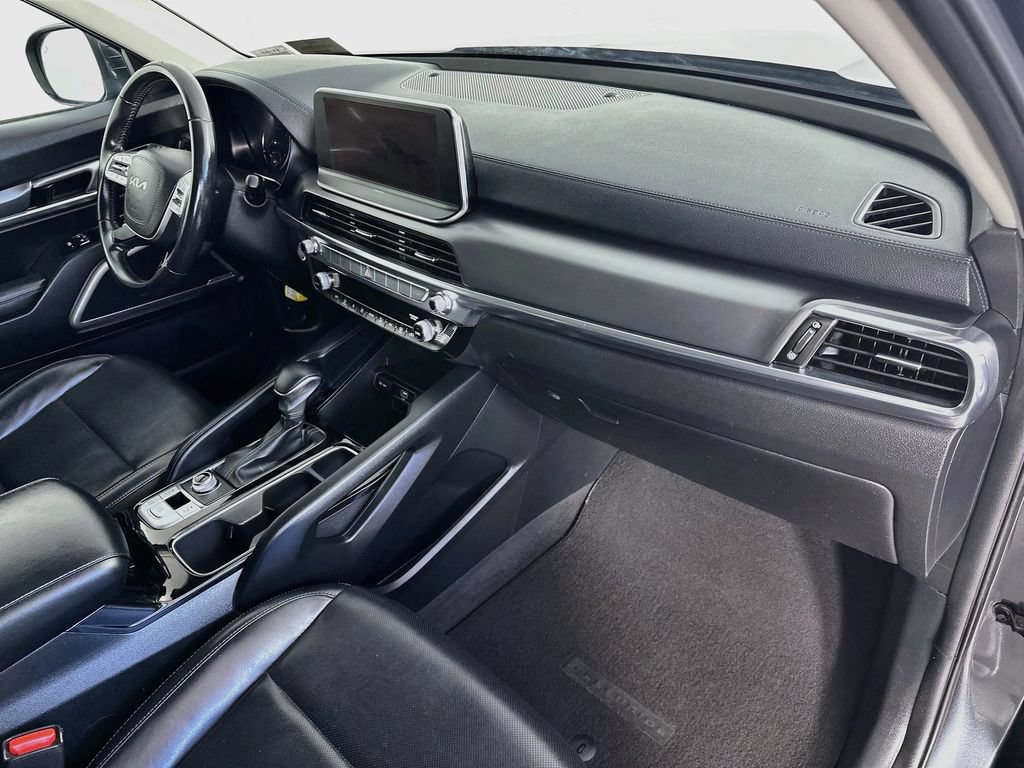 Used 2022 Kia Telluride LX AWD/4WD image 29