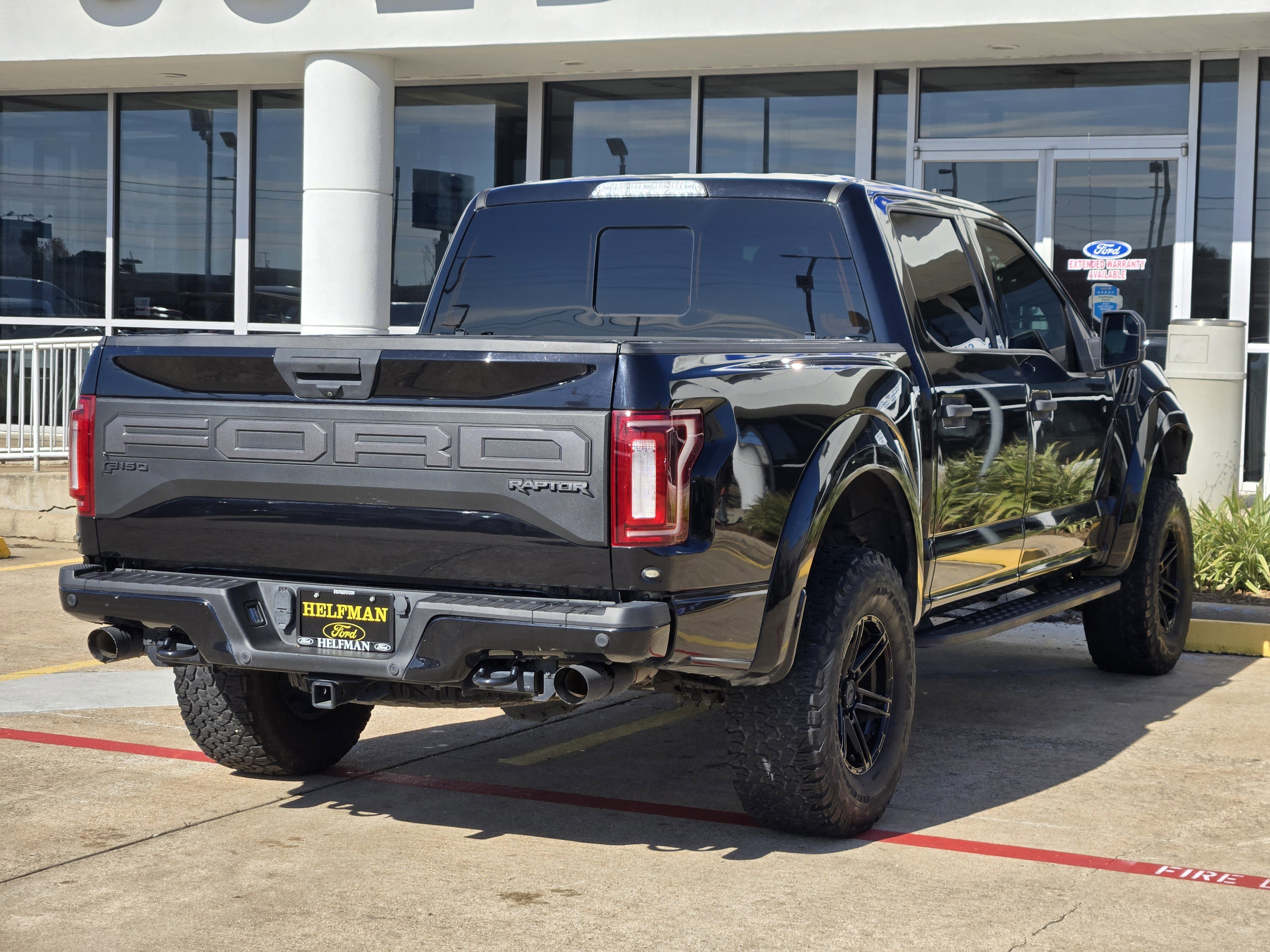 Used 2019 Ford F150 Raptor w/ Equipment Group 801A Mid image 3