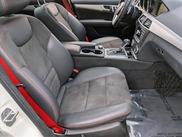 Used 2013 Mercedes-Benz C 250 Sedan image 22