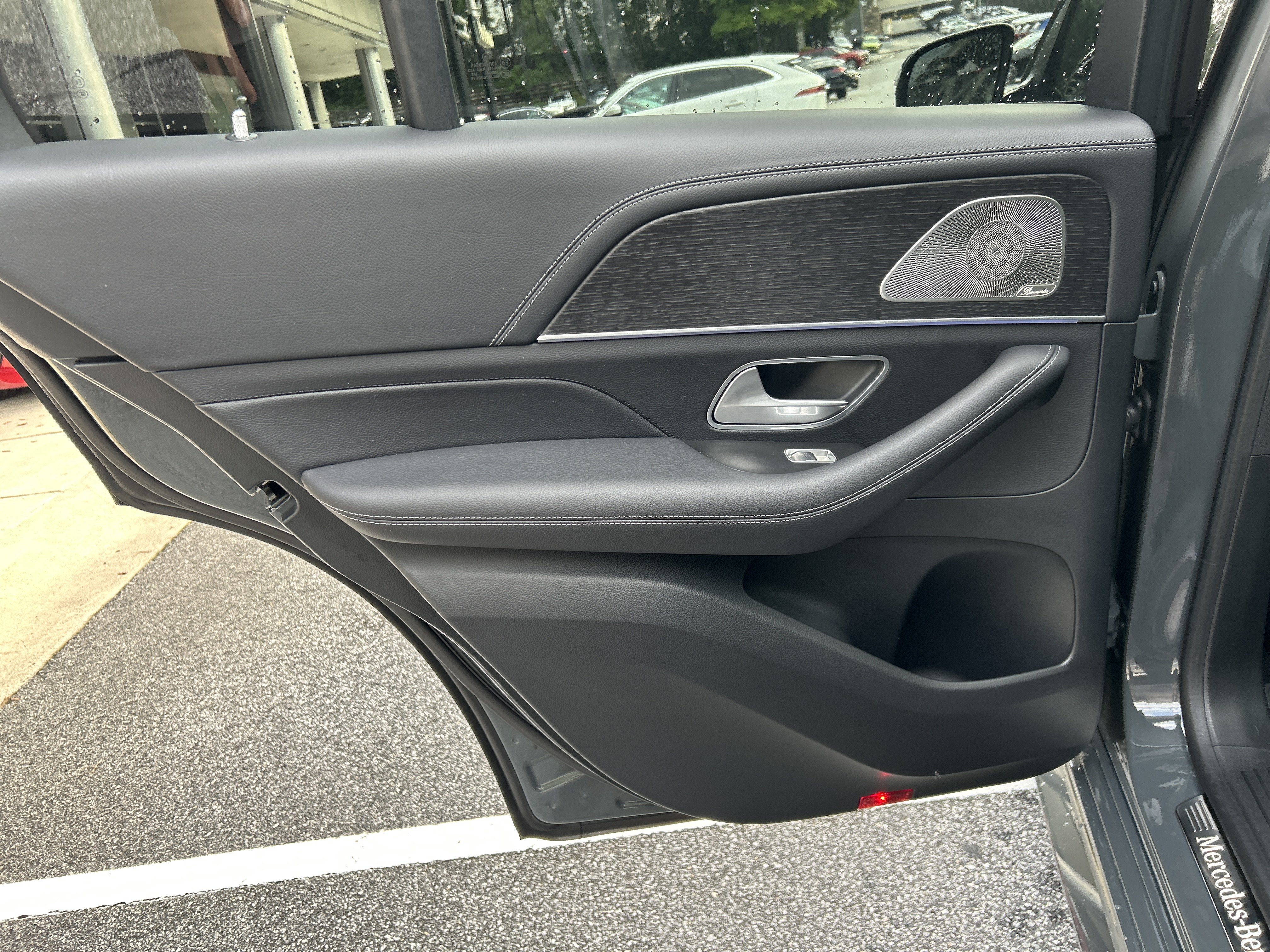 Certified 2025 Mercedes-Benz GLE 580 4MATIC image 40