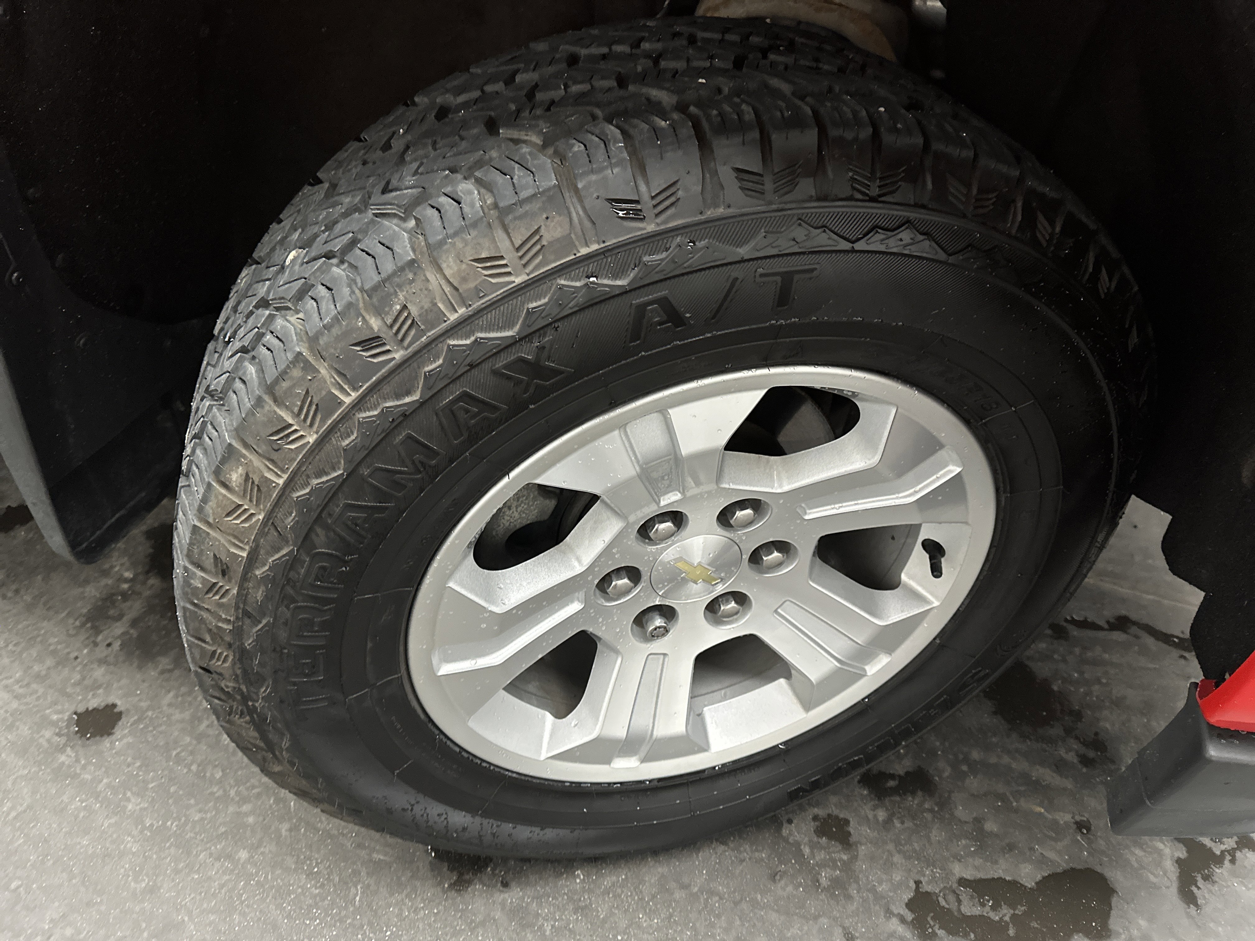 Used 2018 Chevrolet Silverado 1500 LT image 11