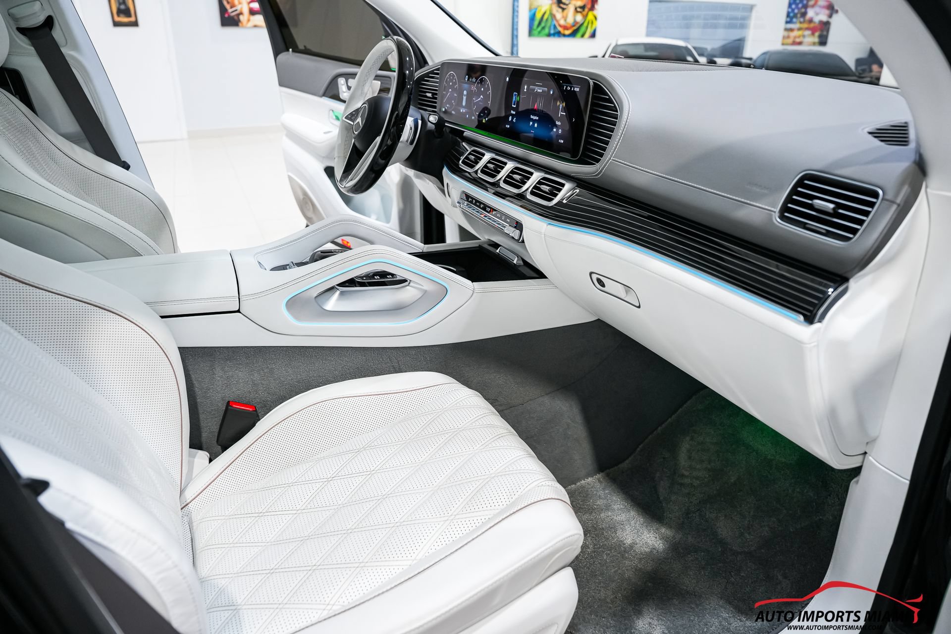 Used 2024 Mercedes-Benz Maybach GLS 600 4MATIC image 11