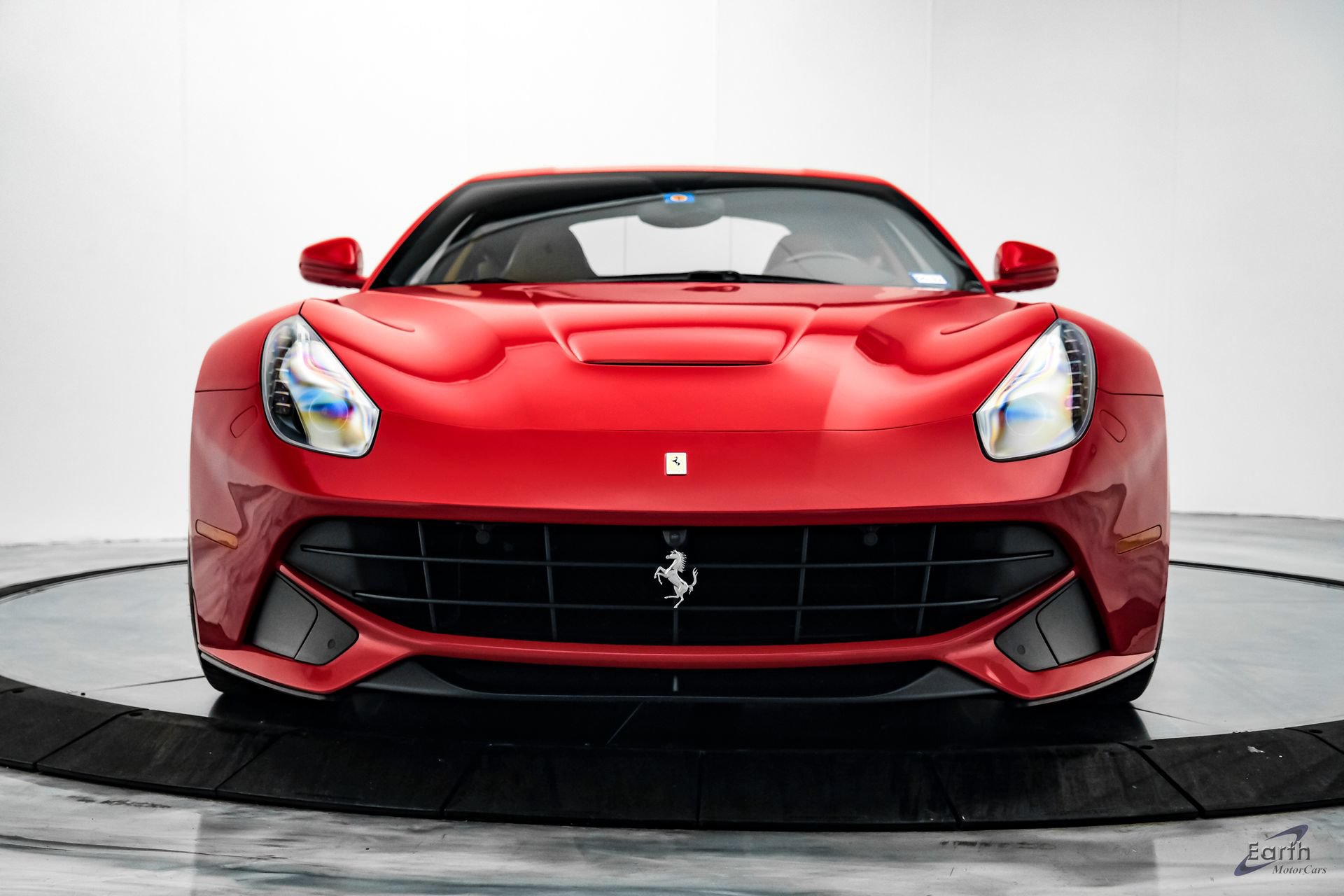 Used 2017 Ferrari F12 Berlinetta RWD image 27