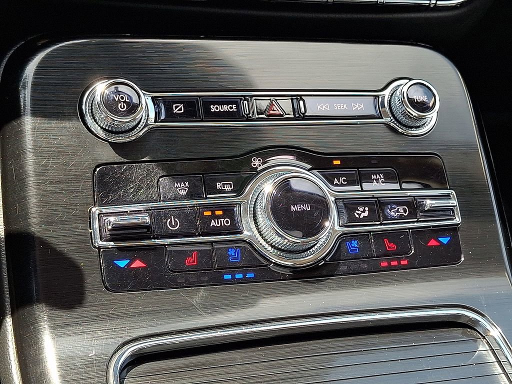 Used 2021 Lincoln Nautilus Reserve w/ Equipment Group 201A AWD/4WD image 17