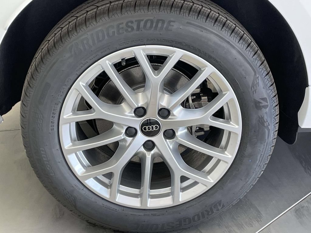 New 2026 Audi Q3 quattro 2.0T AWD/4WD image 13