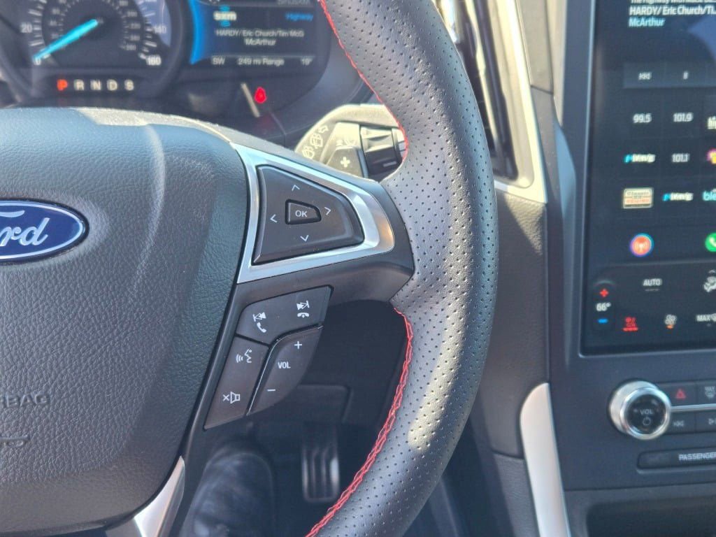 Certified 2024 Ford Edge ST-Line w/ Class II Trailer Tow Package AWD/4WD image 35