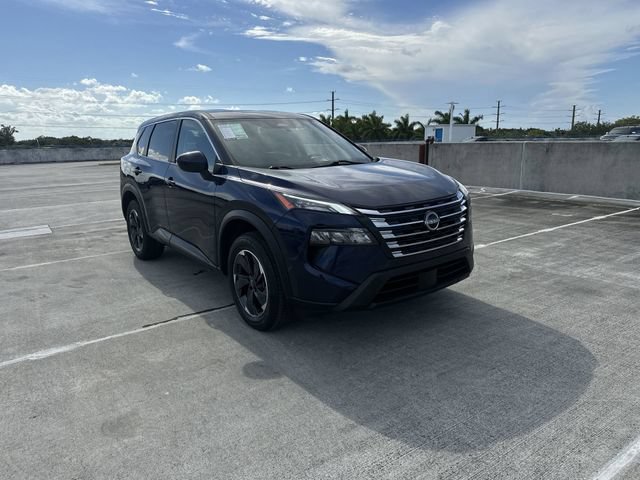 Used 2024 Nissan Rogue SV FWD image 17