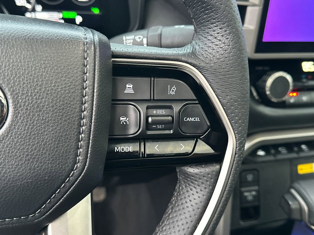 Used 2022 Toyota Tundra Limited image 28