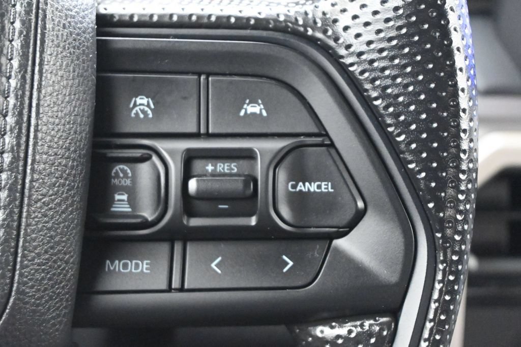 Used 2024 Toyota Tacoma SR5 AWD/4WD image 7