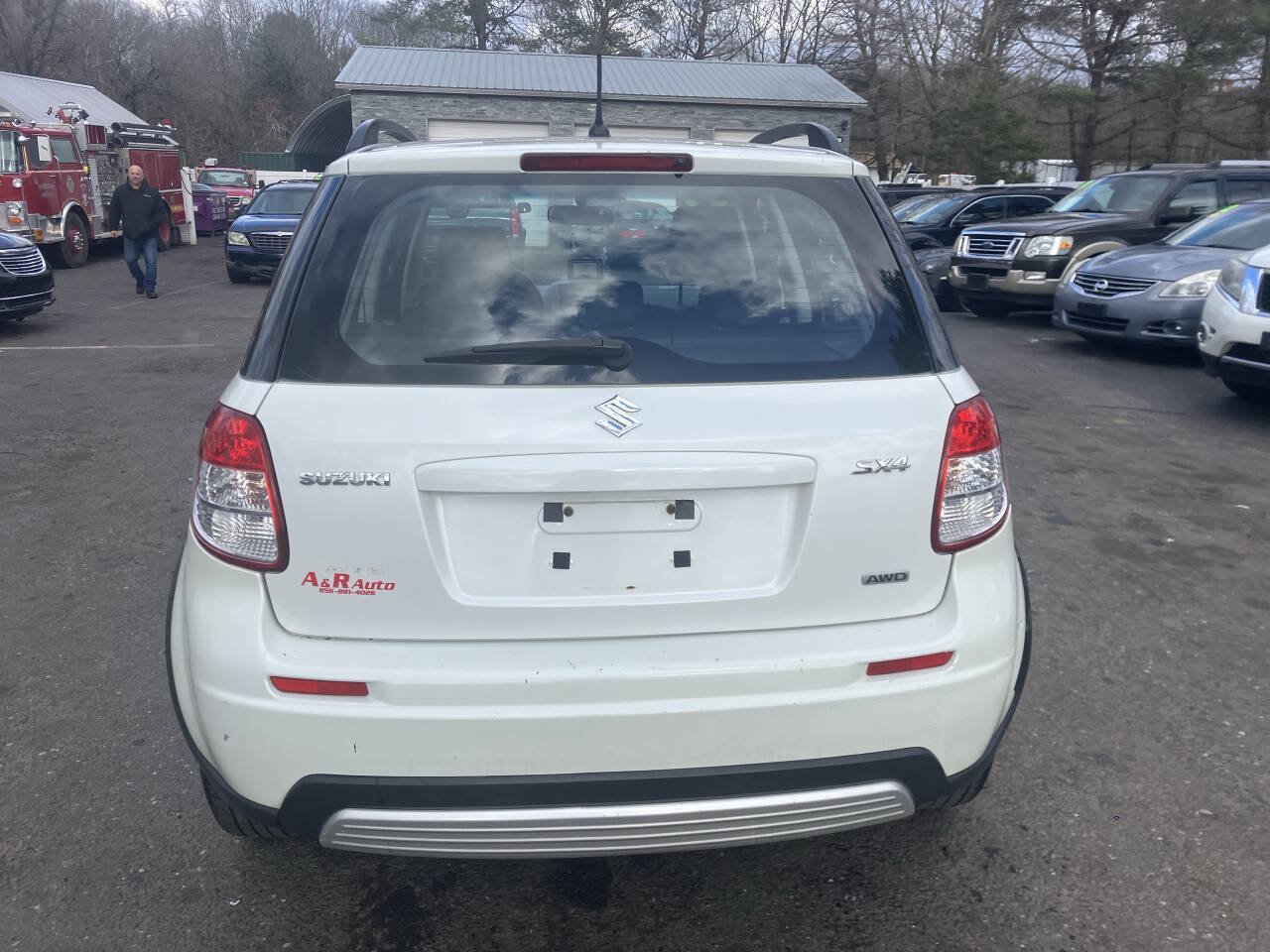 Used 2009 Suzuki SX4 AWD Hatchback image 8
