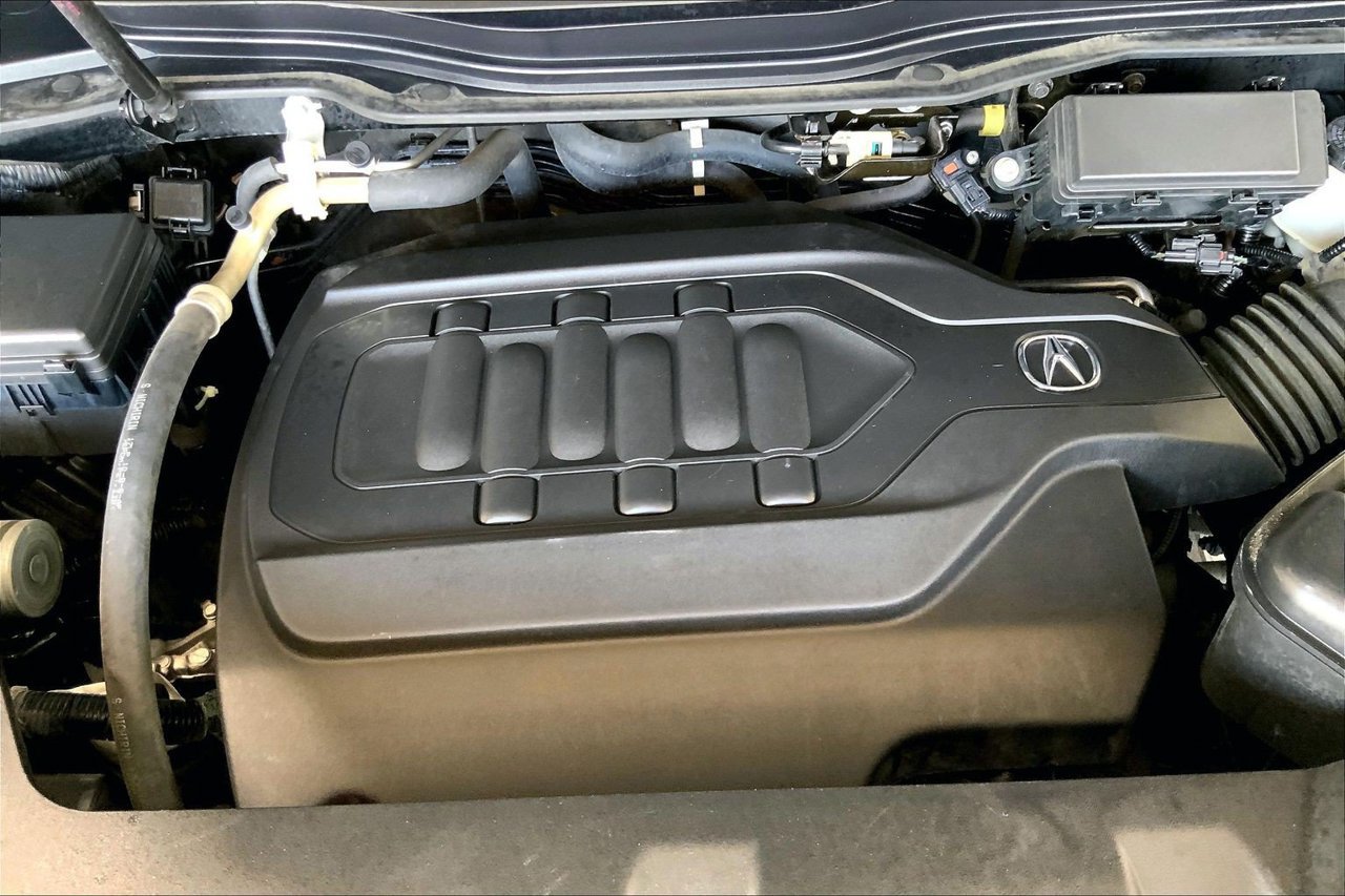 Used 2016 Acura MDX w/ Advance & Entertainment Pkg FWD image 32