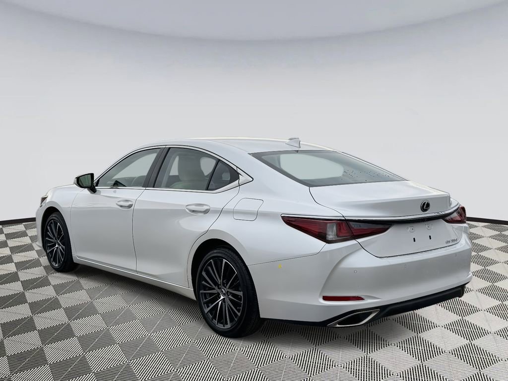 Used 2022 Lexus ES 350 Premium image 4