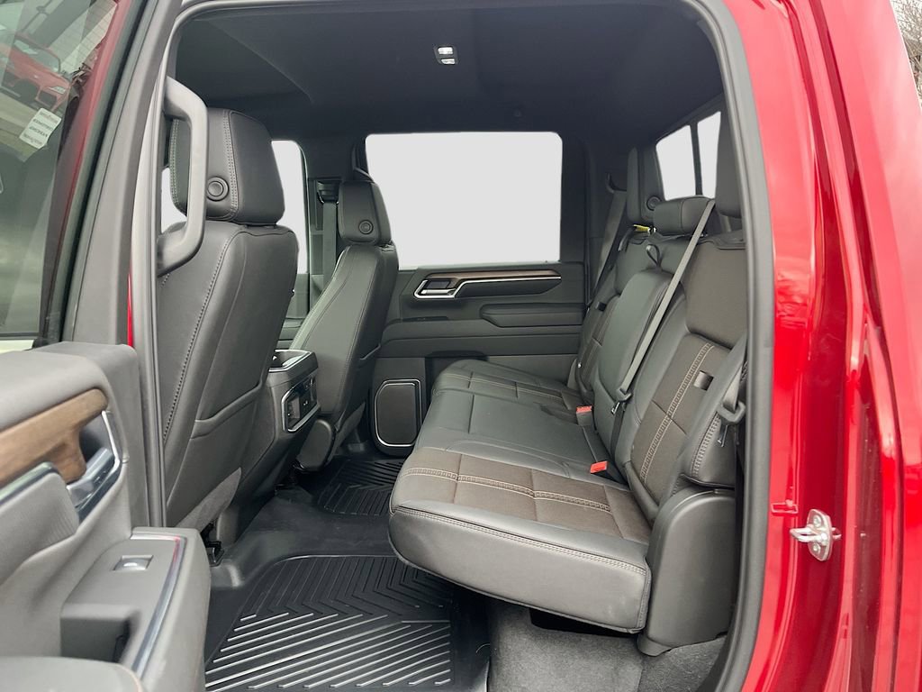 Used 2025 Chevrolet Silverado 3500 High Country image 25