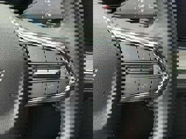 Used 2025 Chevrolet Tahoe LS image 15