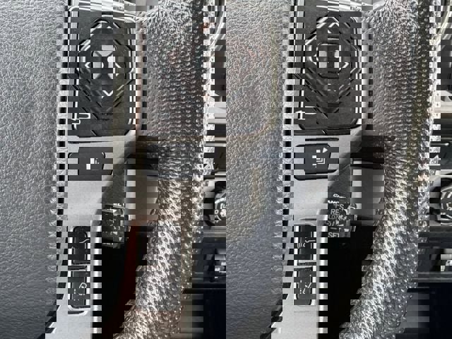 Used 2020 Toyota Tacoma SR5 image 39