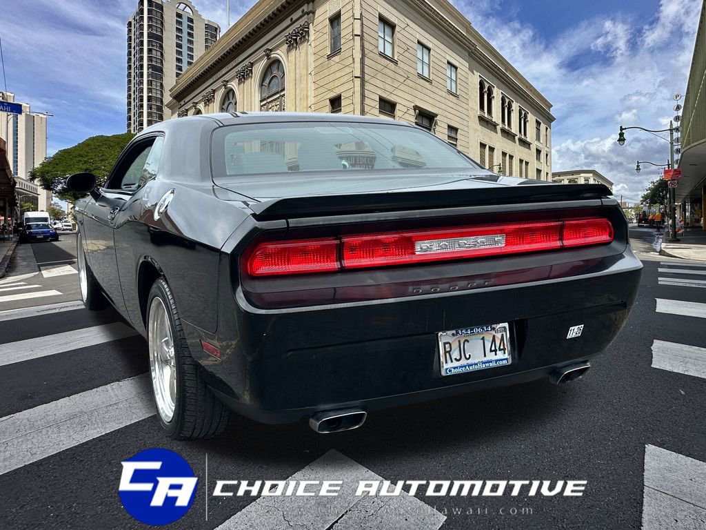 Used 2010 Dodge Challenger R/T image 5
