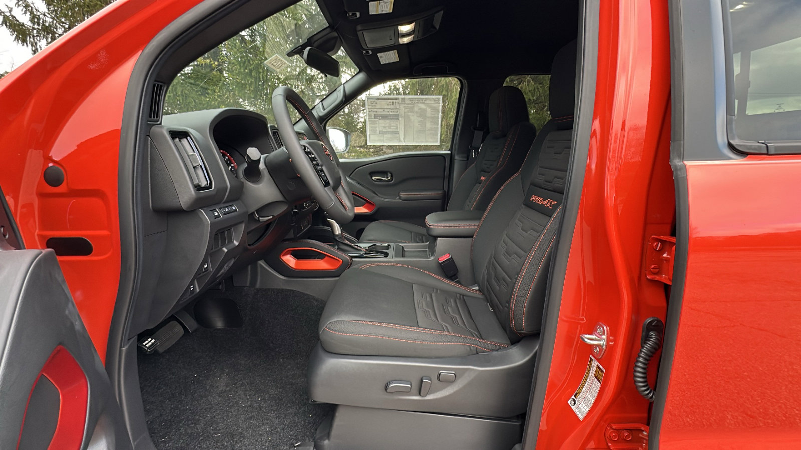 New 2025 Nissan Frontier PRO-4X AWD/4WD image 7