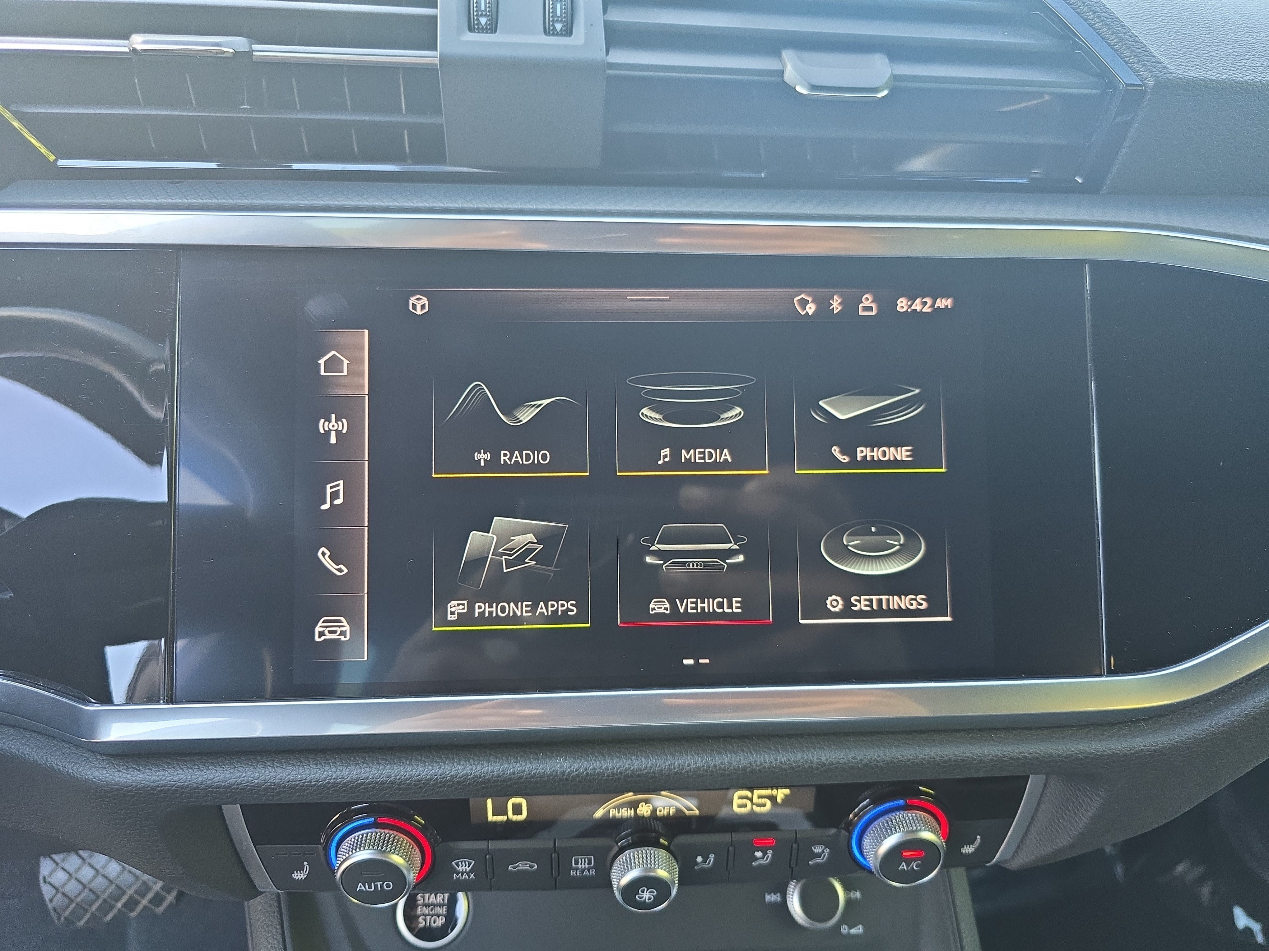 Used 2022 Audi Q3 2.0T Premium w/ Convenience Package AWD/4WD image 19