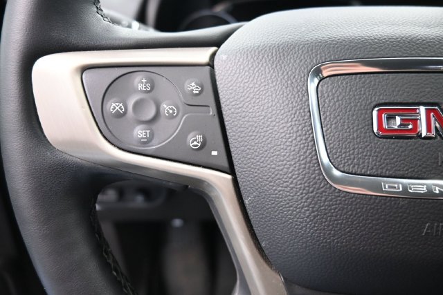 Used 2023 GMC Terrain Denali w/ Denali Premium Package AWD/4WD image 21
