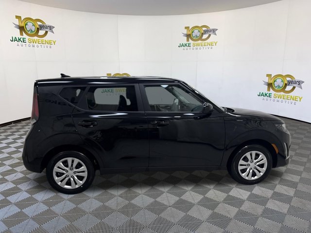 Certified 2025 Kia Soul LX FWD image 11