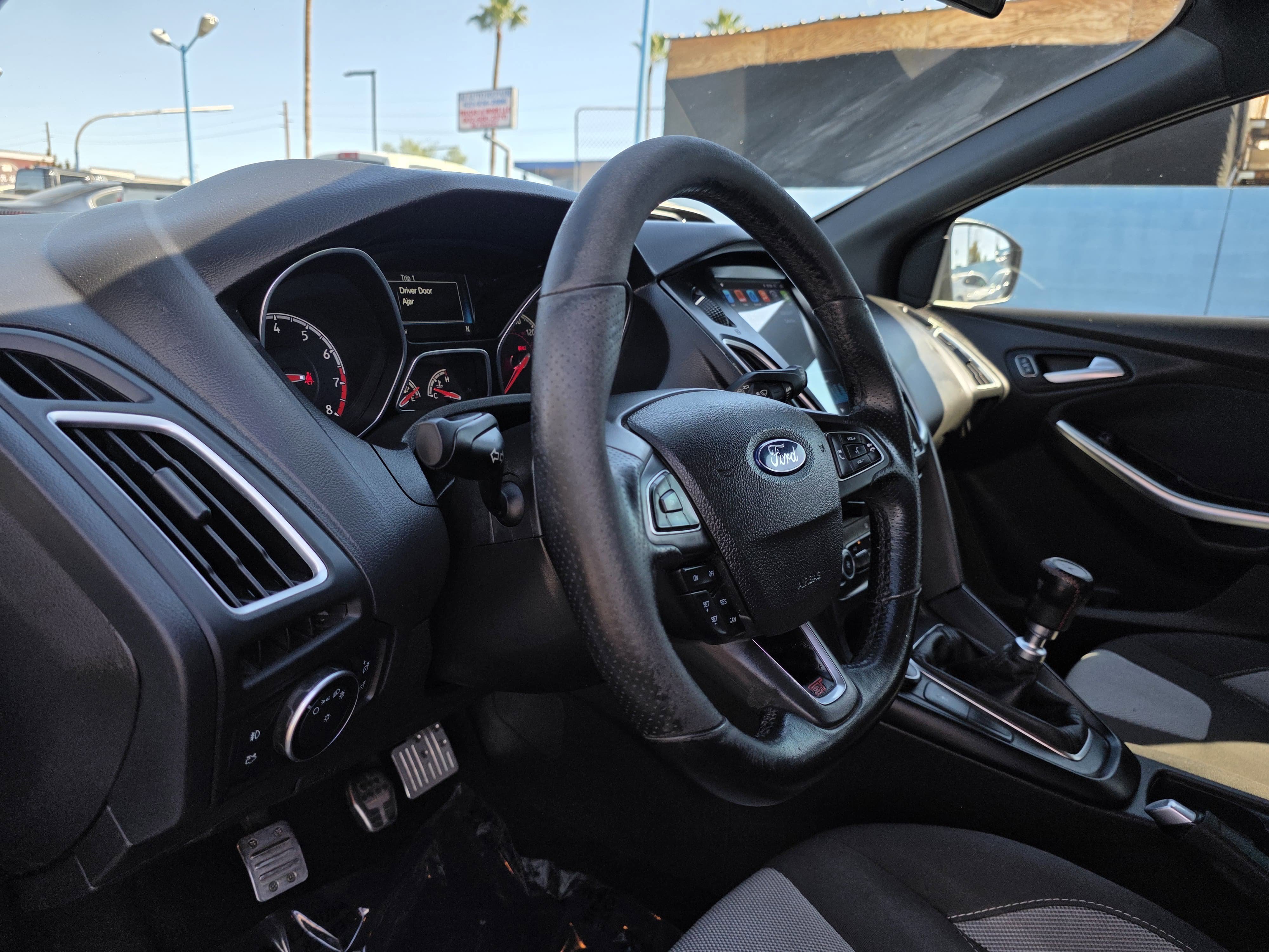 Used 2016 Ford Focus ST image 10