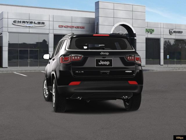 Used 2024 Jeep Compass Latitude w/ Convenience Group AWD/4WD image 12