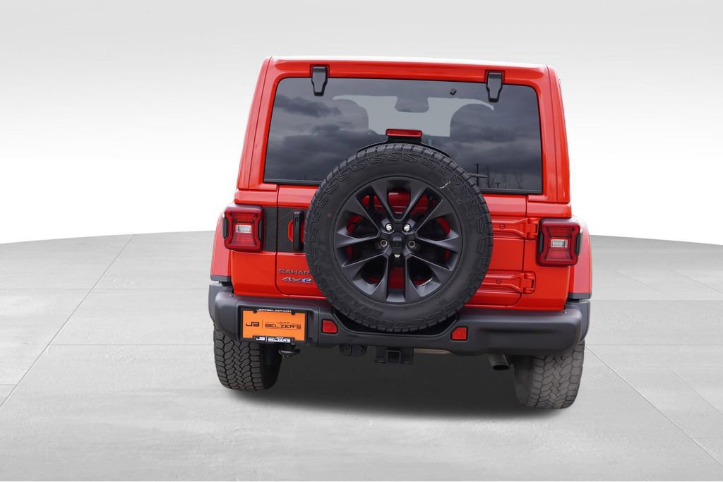 Certified 2025 Jeep Wrangler Unlimited Sahara image 6