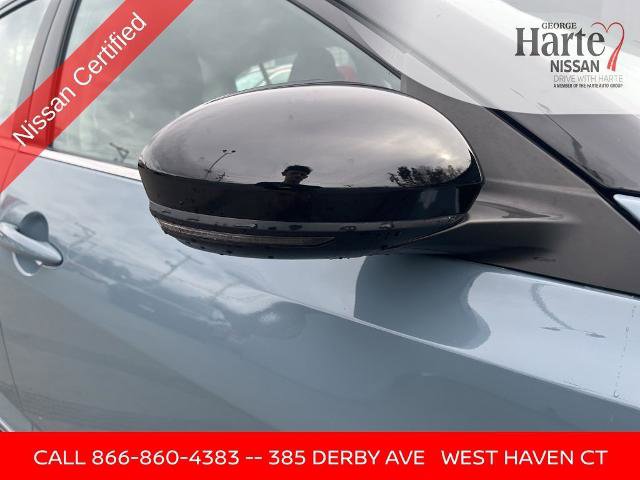 Certified 2025 Nissan Sentra SR w/ Midnight Edition image 11