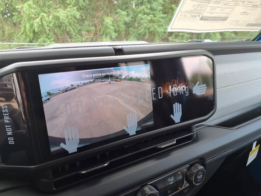 New 2025 Jeep Wrangler Sahara image 13