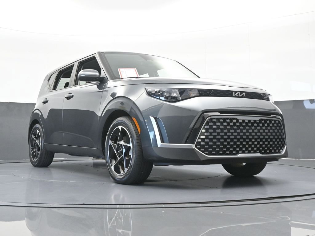 Used 2023 Kia Soul EX image 61