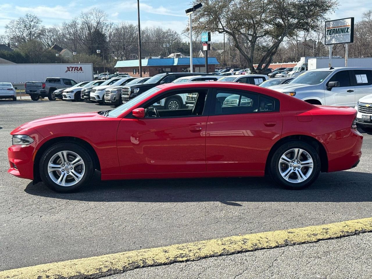 Used 2020 Dodge Charger SXT w/ Leather Interior Group image 4